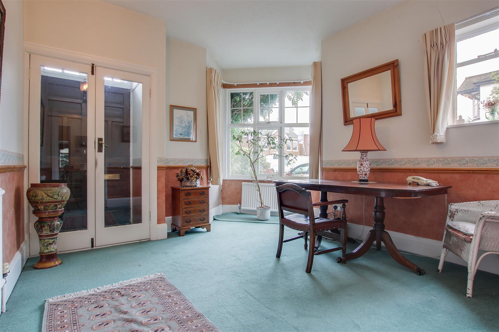 Old Park Ridings, London N21 Lanes Estate Agents